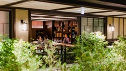 XL Japan Dhawa Yura Bar From Garden