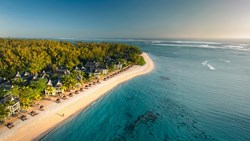 XL Mauritius St Regis Le Morne Aerial02