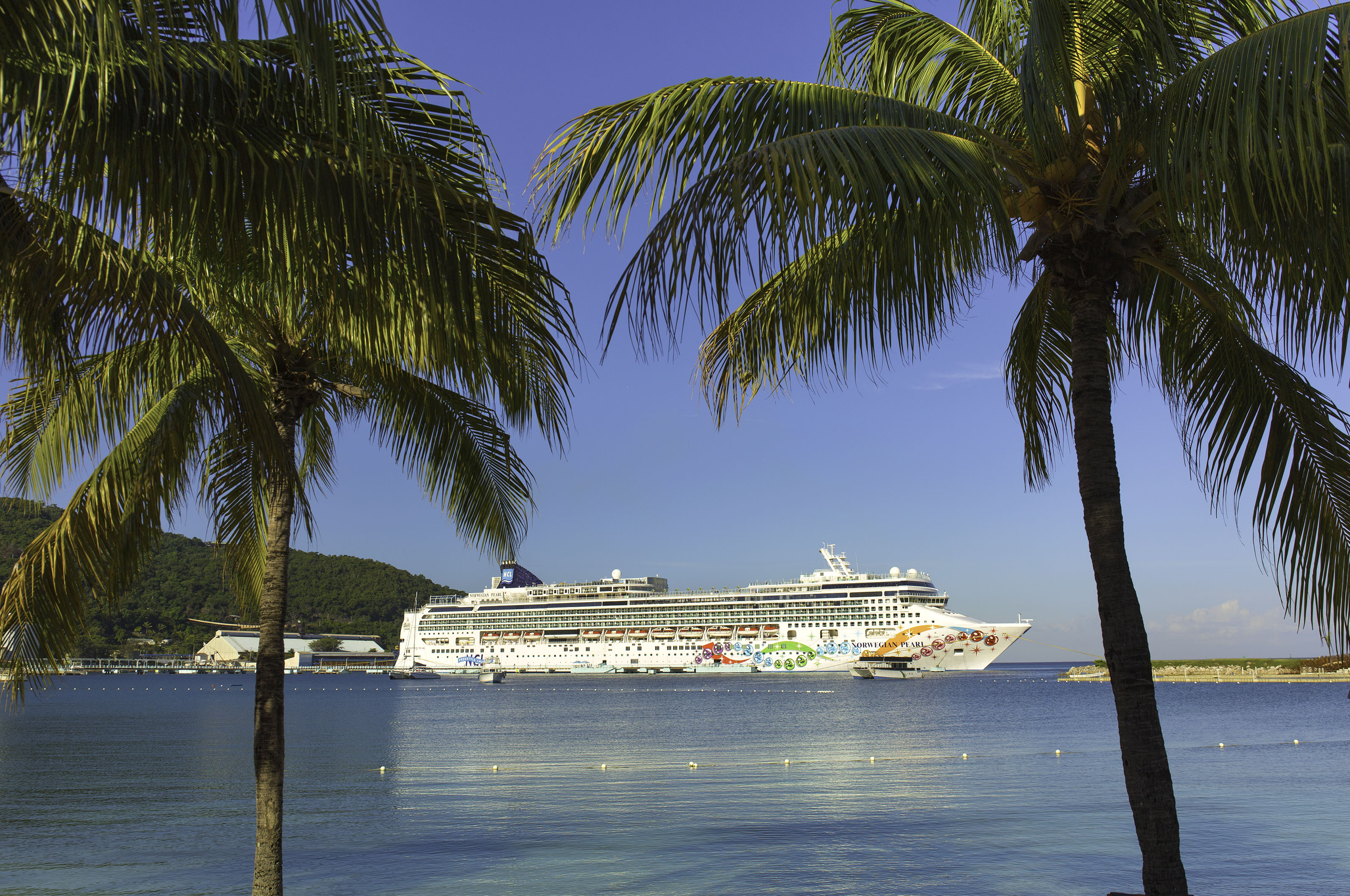 Xl Norwegian Pearl Ship Caribbean