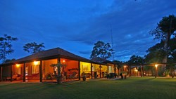 Xl Brazil Pantanal Fazenda Baia Grande Lodge Exterior Evening