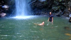 Xl French Polynesia Raiatea 3 Cascades Waterfall Swimming Guide