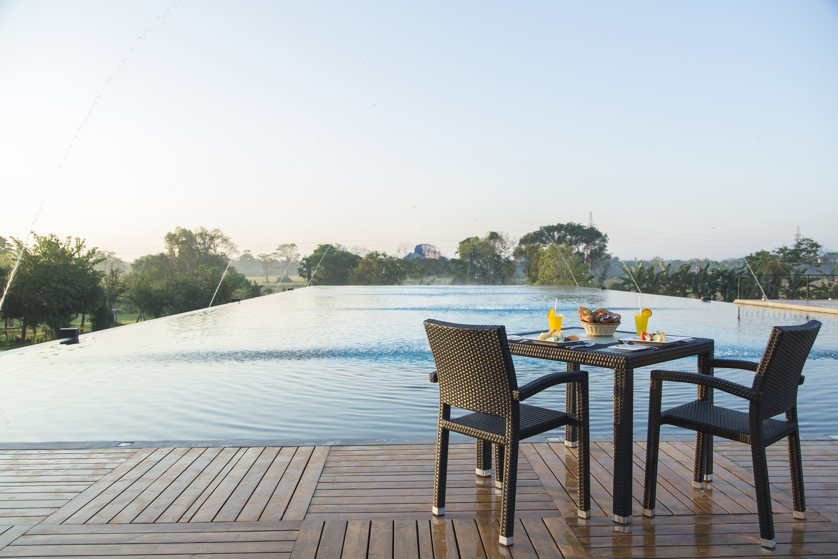 Xl Sri Lanka Hotel Aliya Resort Breakfast Pool Deck