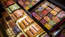 Xl Scotland Chocolatier Iain Burnett Chokolate Display