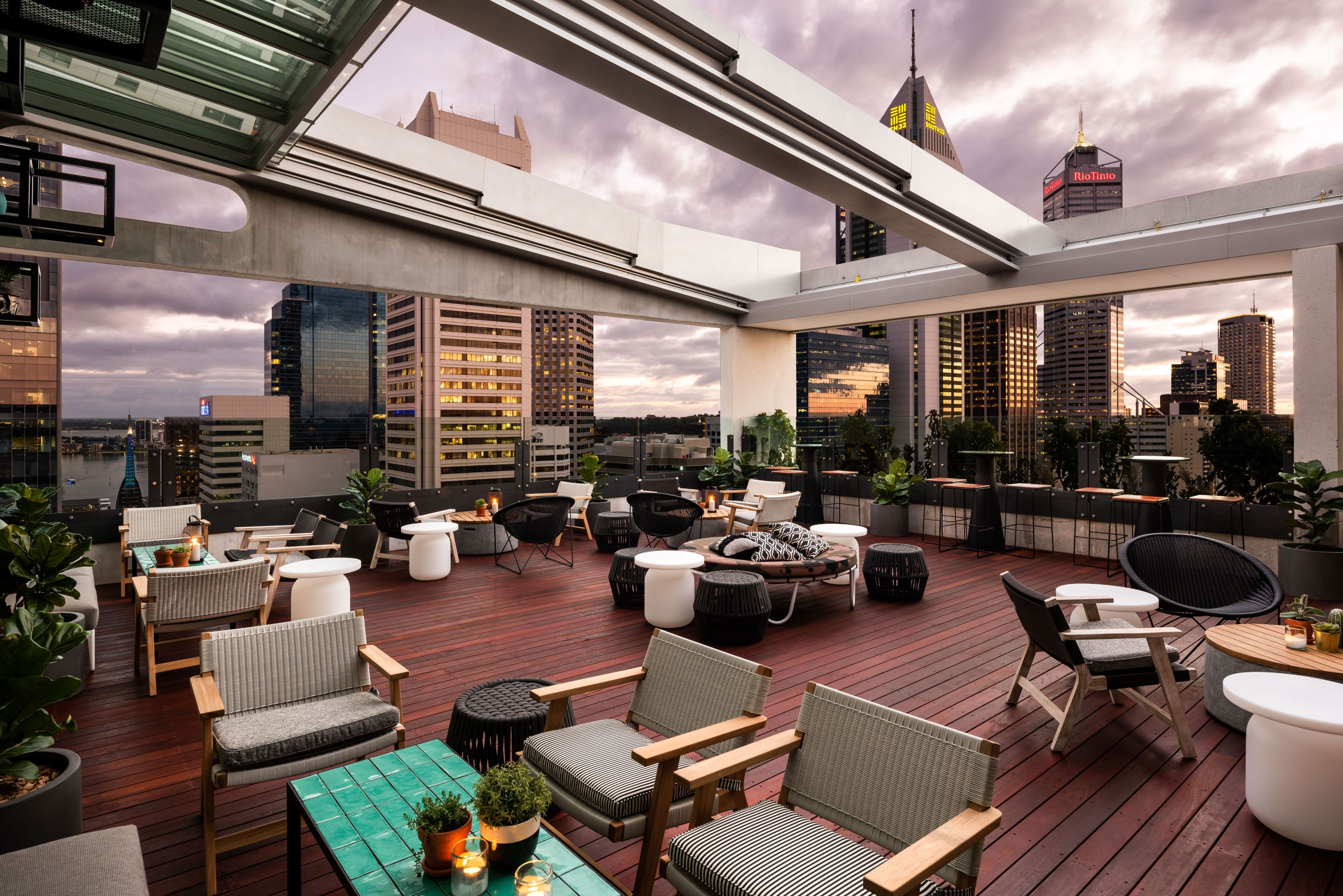 Xl Australia QT Perth Rooftop Bar Terrace