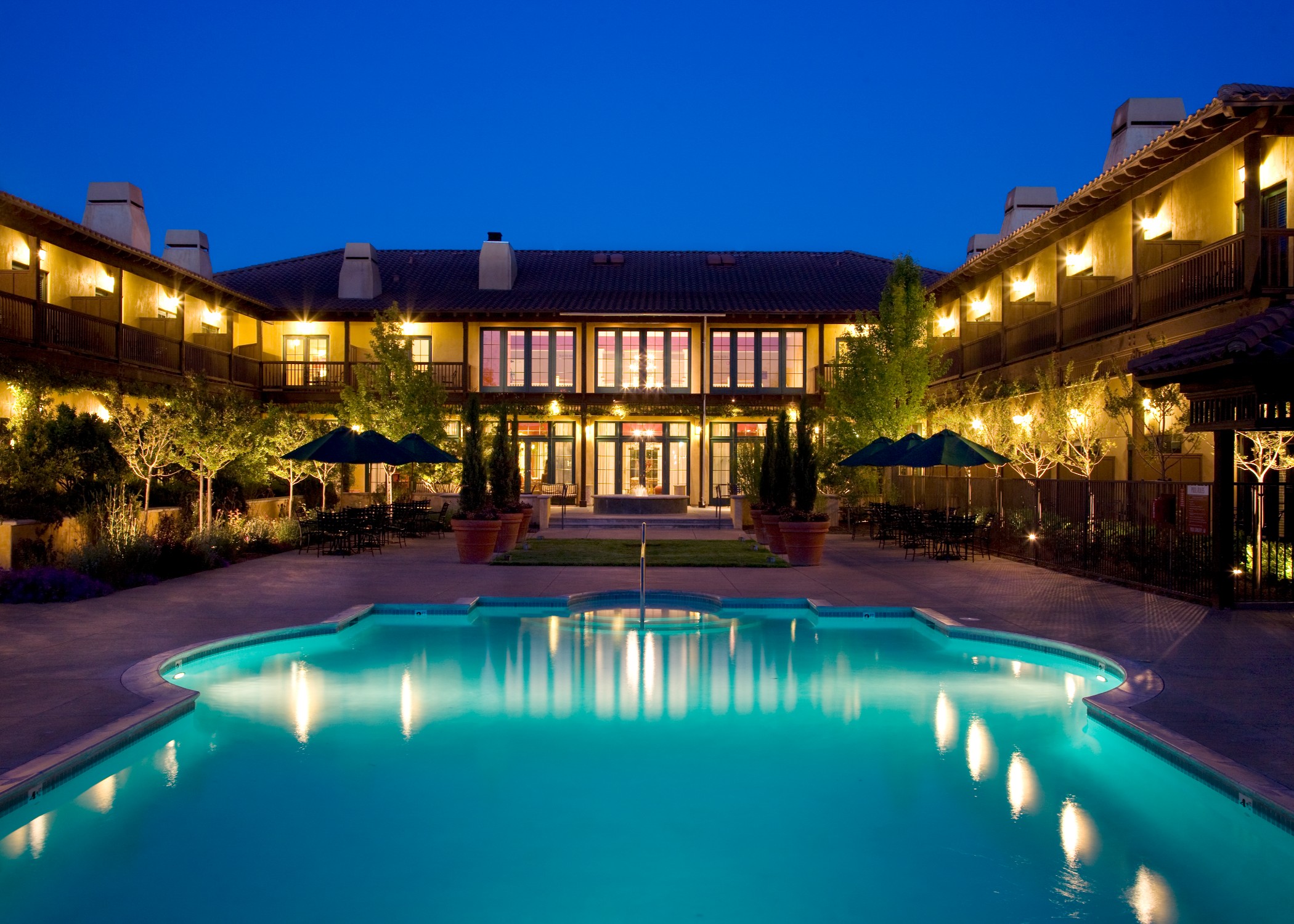 Xl Usa Lodge At Sonoma Renaissance Resort Spa Pool