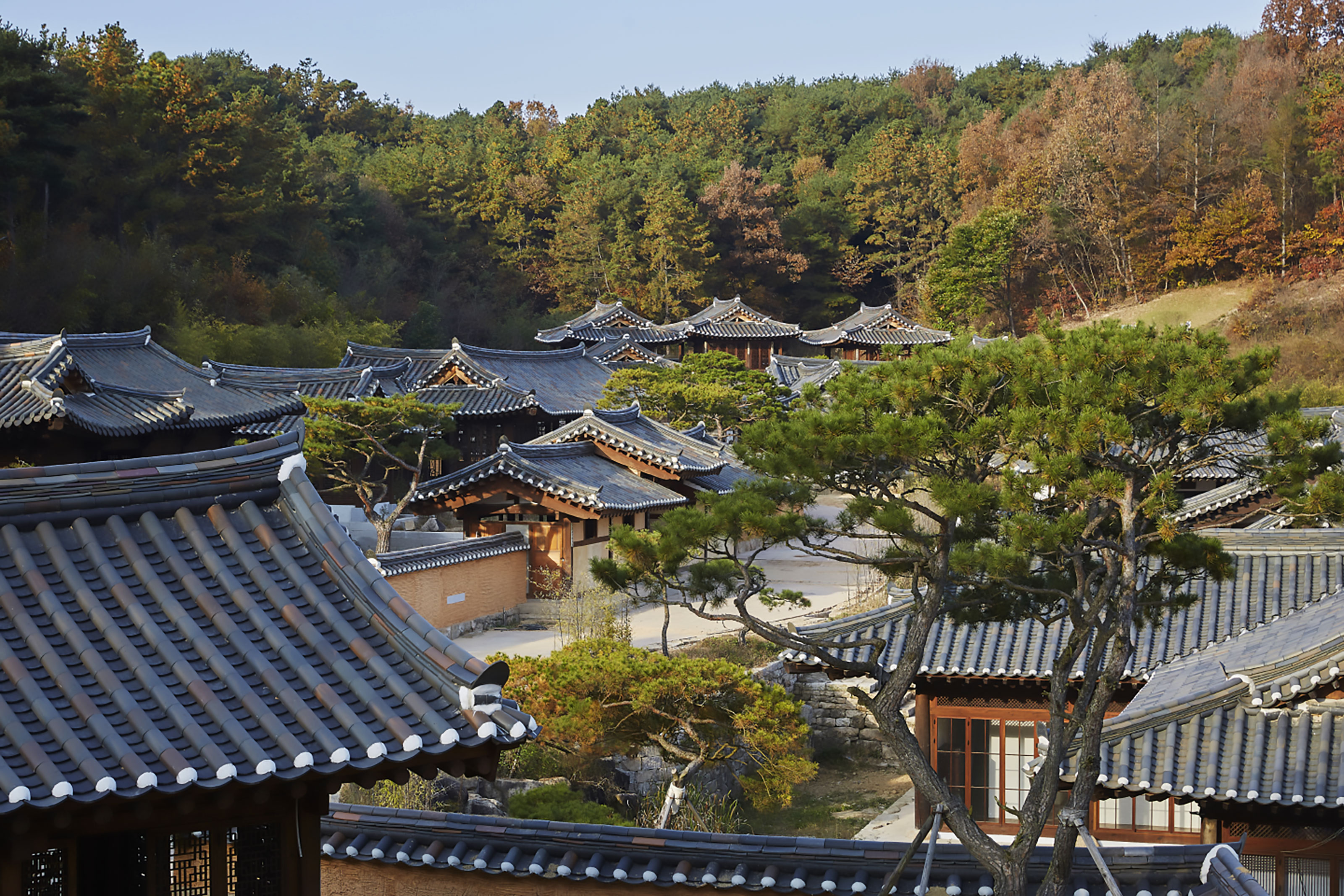 XL South Korea Rakkojae Hahoe Hanok Hotel Giwa Main Complex Exteior