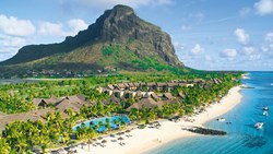 XL Mauritius Paradis Beachcomber Aerial Beach