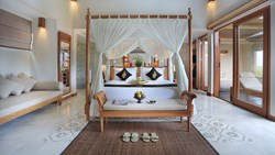 Xl Bali The Sankara Suites And Villas Suite Pool Villa Bedroom
