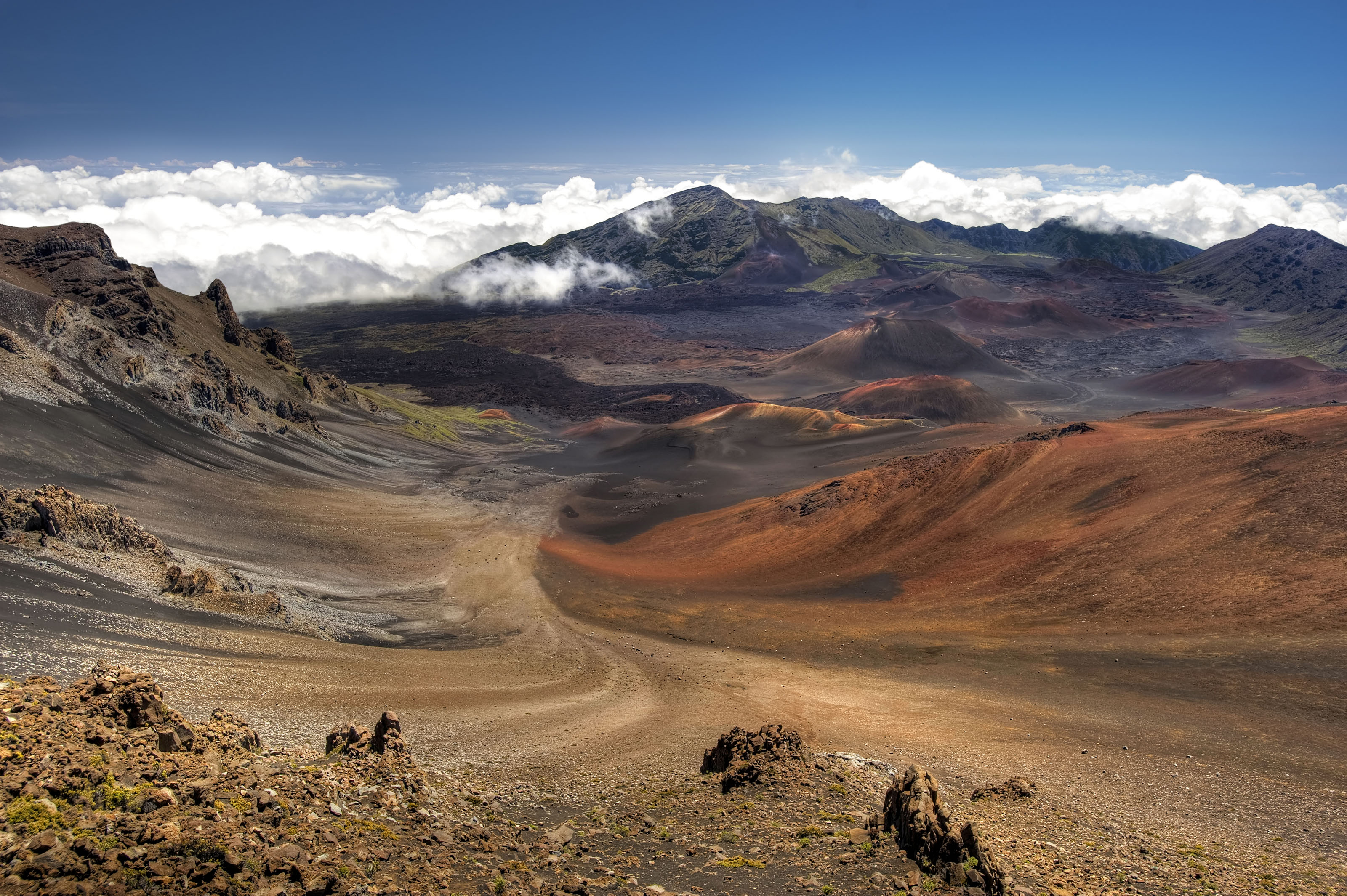 Xl Hawaii Maui Haleakala Crater Nature