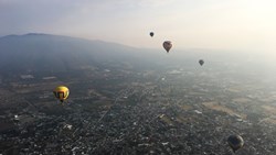 Xl Mexico Teotihuacan Hot Air Balloons Over City