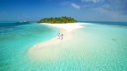 Xl Maldives Sun Siyam Vilu Reef Beach Couple