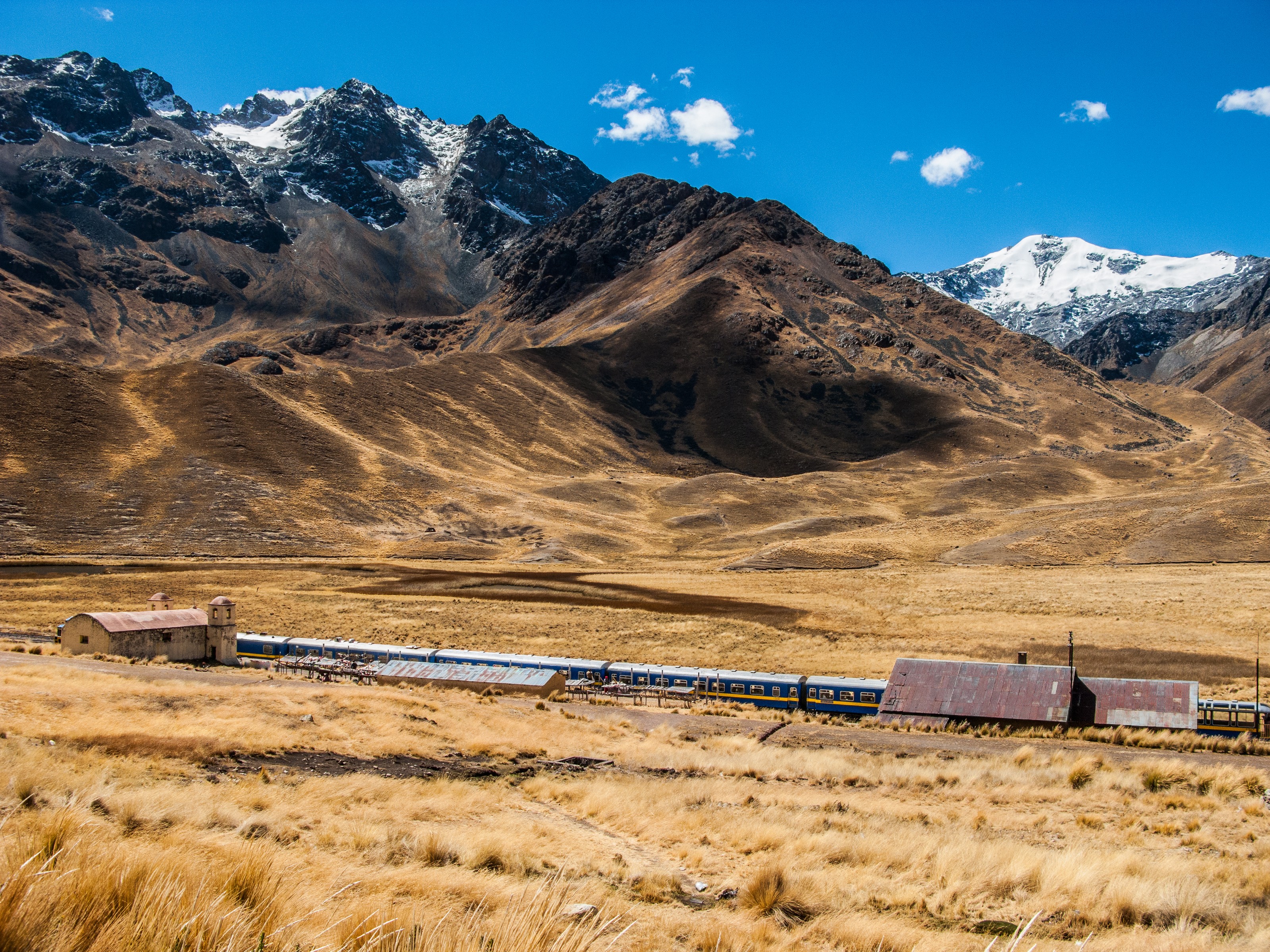 XL Peru Perurail Titicaca Train Station At Abra La Raya