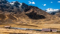 XL Peru Perurail Titicaca Train Station At Abra La Raya