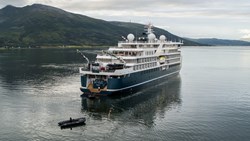 XL Swan Hellenic Vega Zodiac