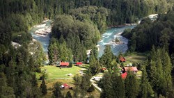 Xl Canada British Columbia Wild Bear Lodge Aerial View Ranch Lardeau River