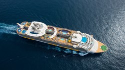 XL Krydstogt Royal Caribbean Oasis Klassen RCI SY Symphony 18 Aerials BCN620R
