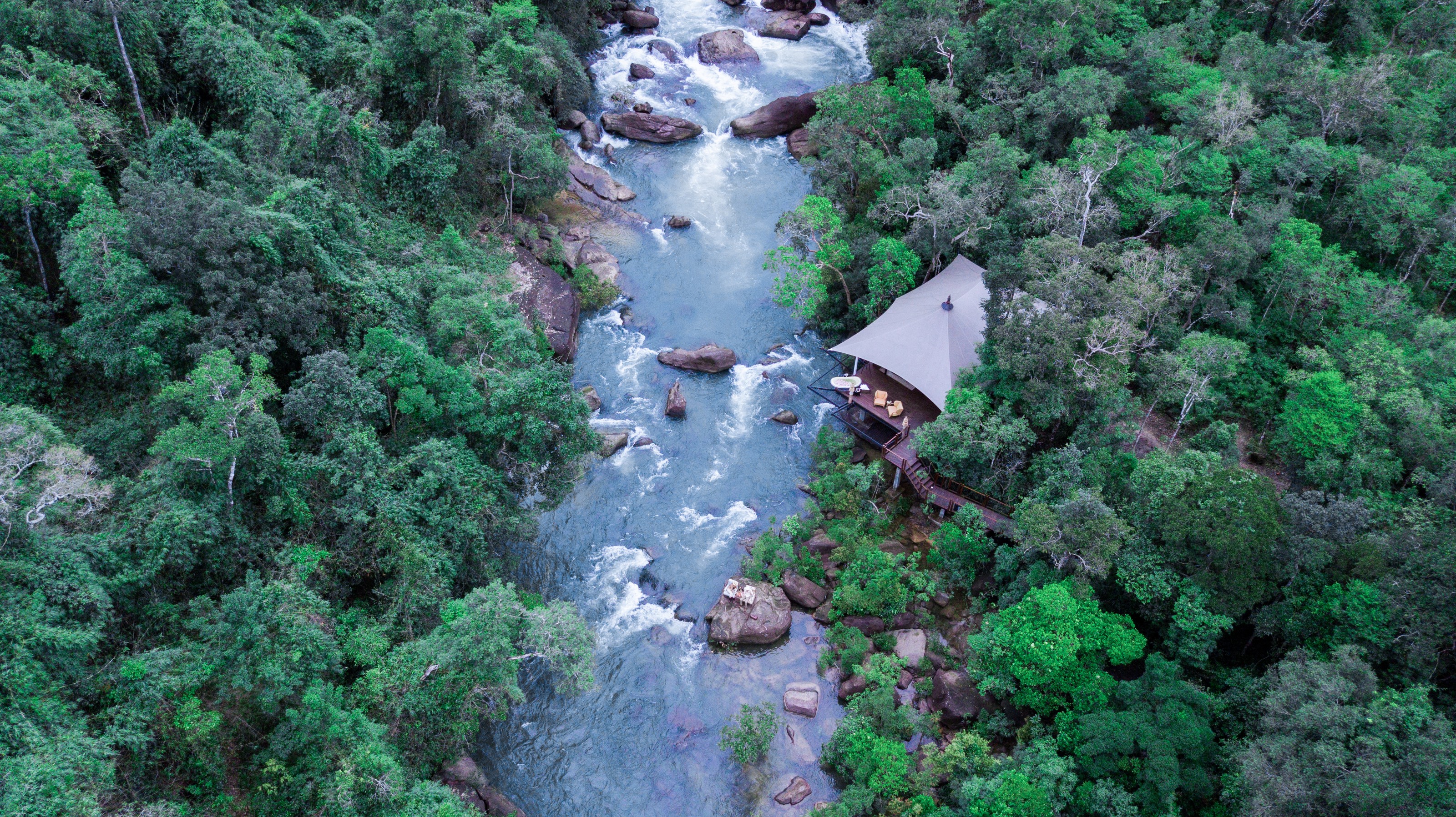 XL Cambodia Shinta Mani Wild Bird View