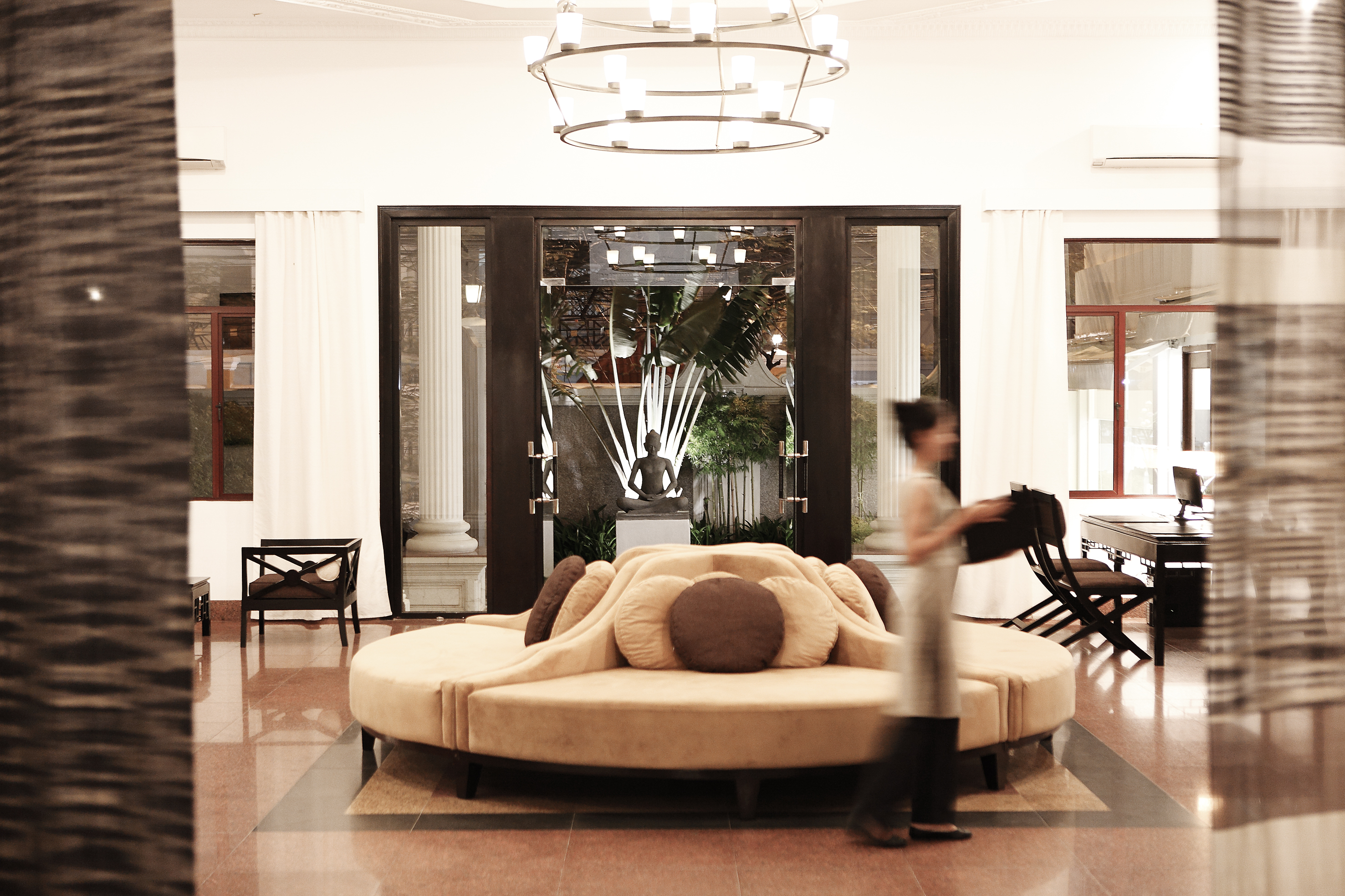 Xl Cambodia Phnom Penh White Mansion Lobby