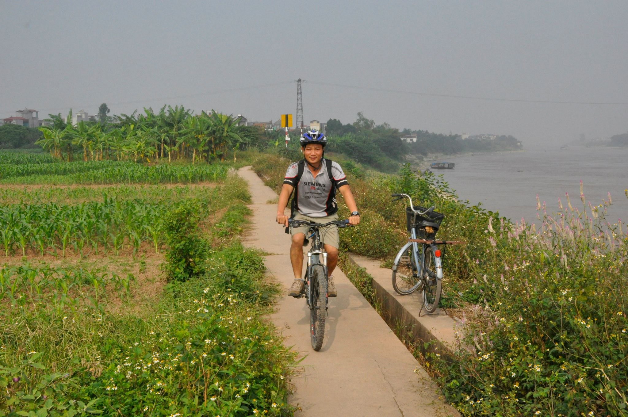 XL Vietnam Hanoi By Bike Dan