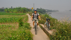 XL Vietnam Hanoi By Bike Dan