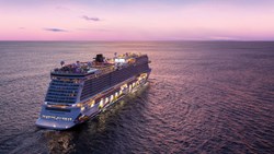 Xl Norwegian Encore Ship Evening Ocean