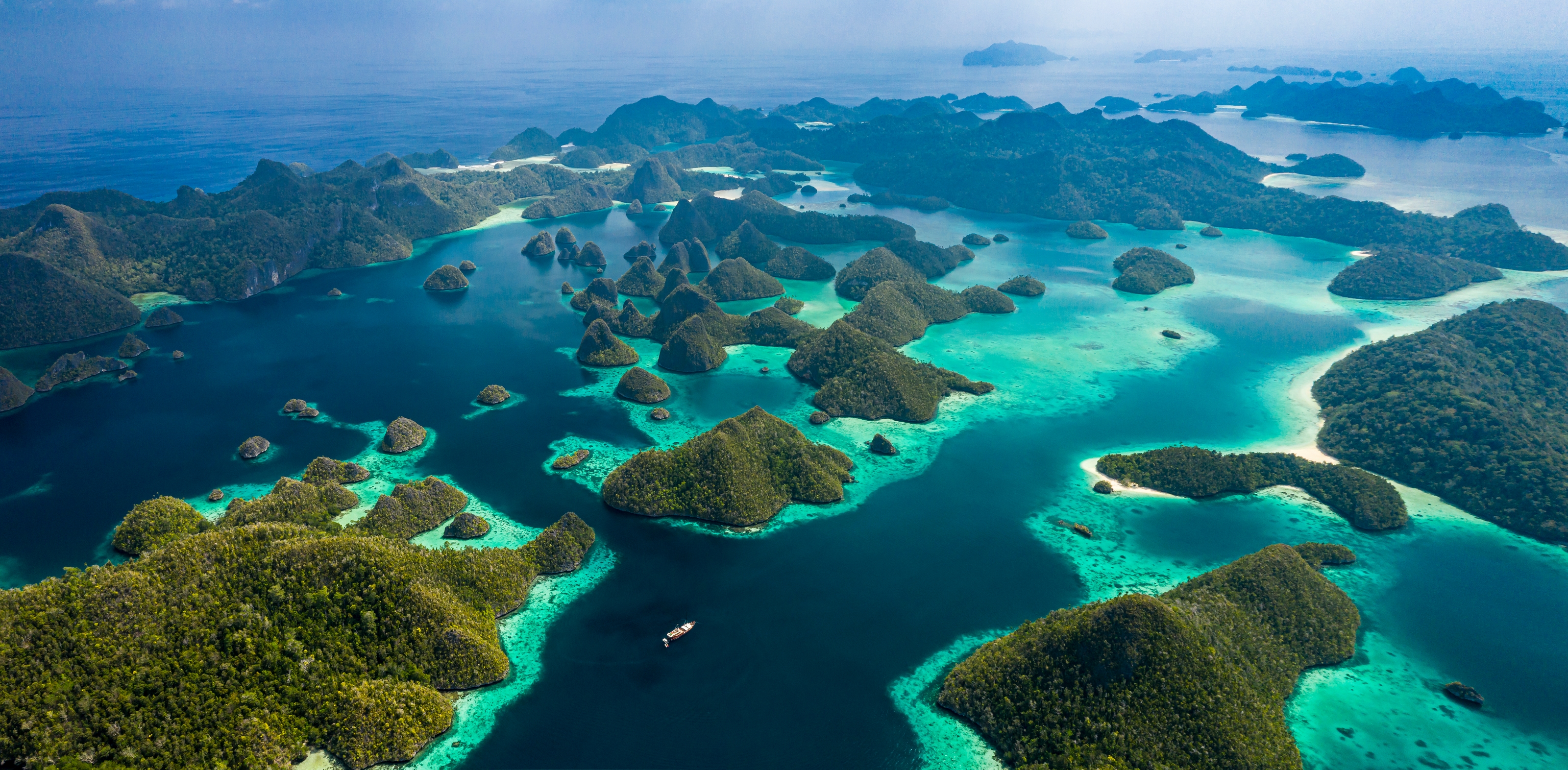 XL Indonesia Raja Ampat Aerial
