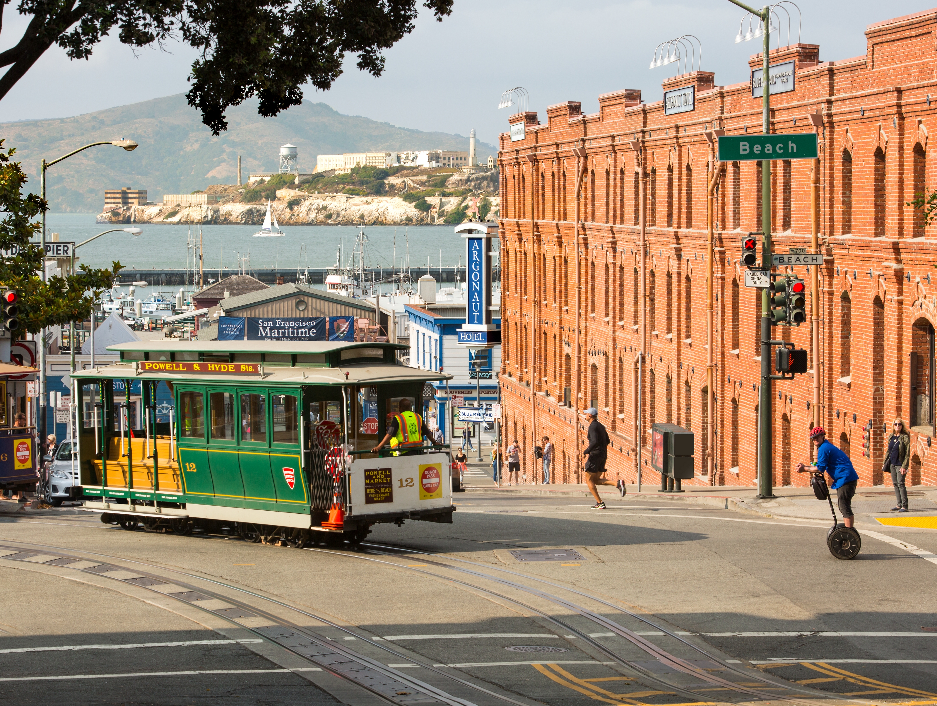 XL USA San Francisco Argonaut Signature Exterior