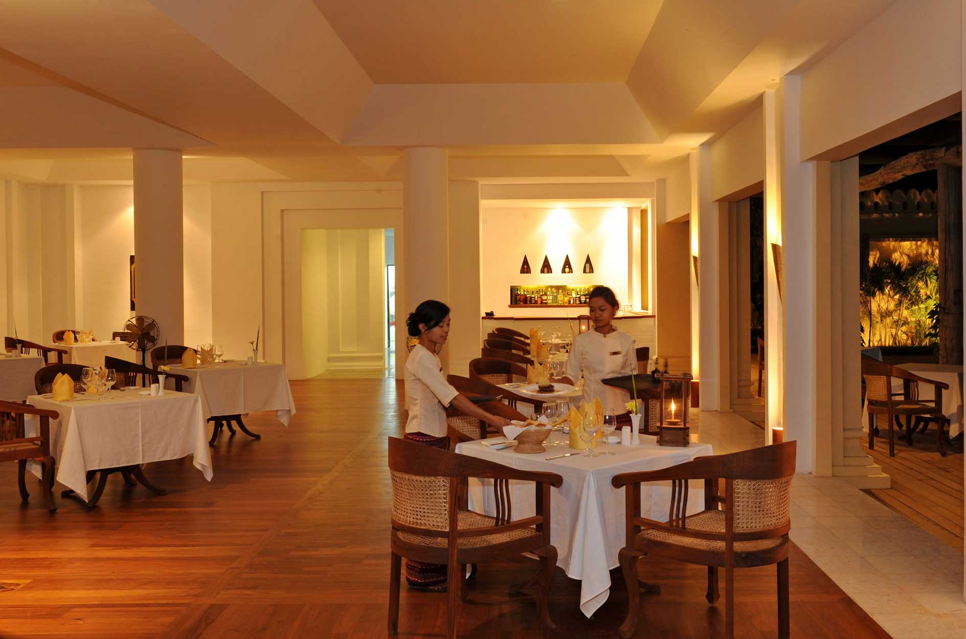 Xl Hotel Areindmar Bagan Restaurant