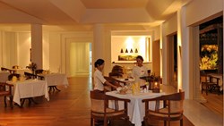 Xl Hotel Areindmar Bagan Restaurant