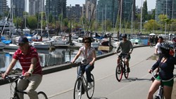 Xl Canada Vancouver On The Way To Stanley Park On Bike