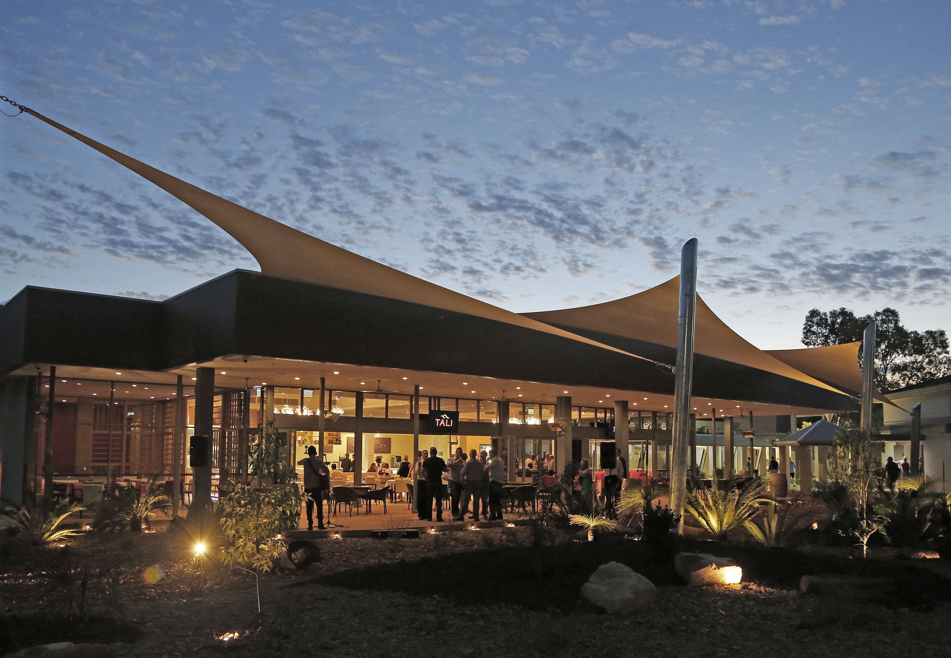 Xl Australia Crowne Plaza Alice Springs Lasseters Tali Restaurant