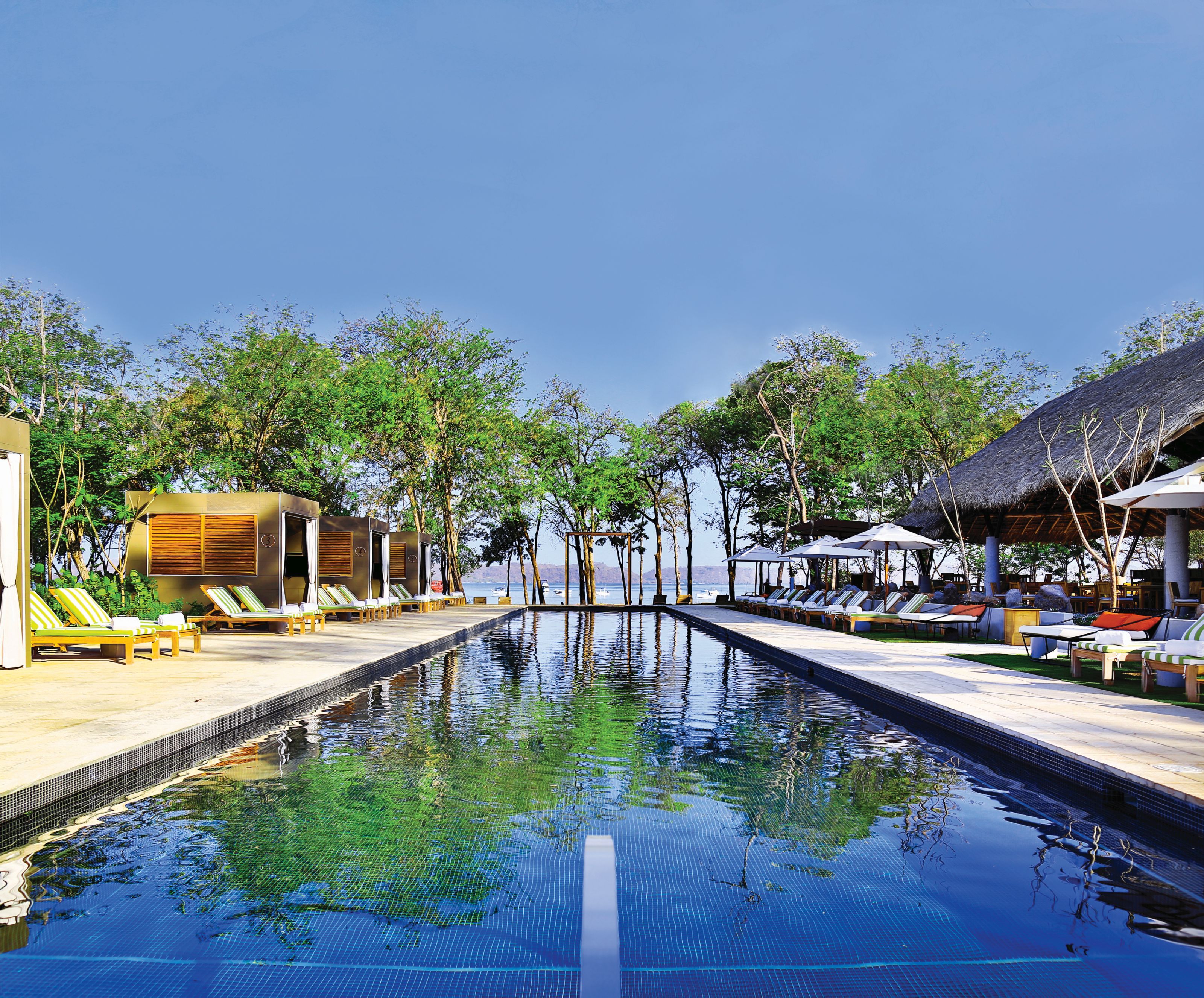 XL Costa Rica Papagayo Hotel El Mangrove Pool Close