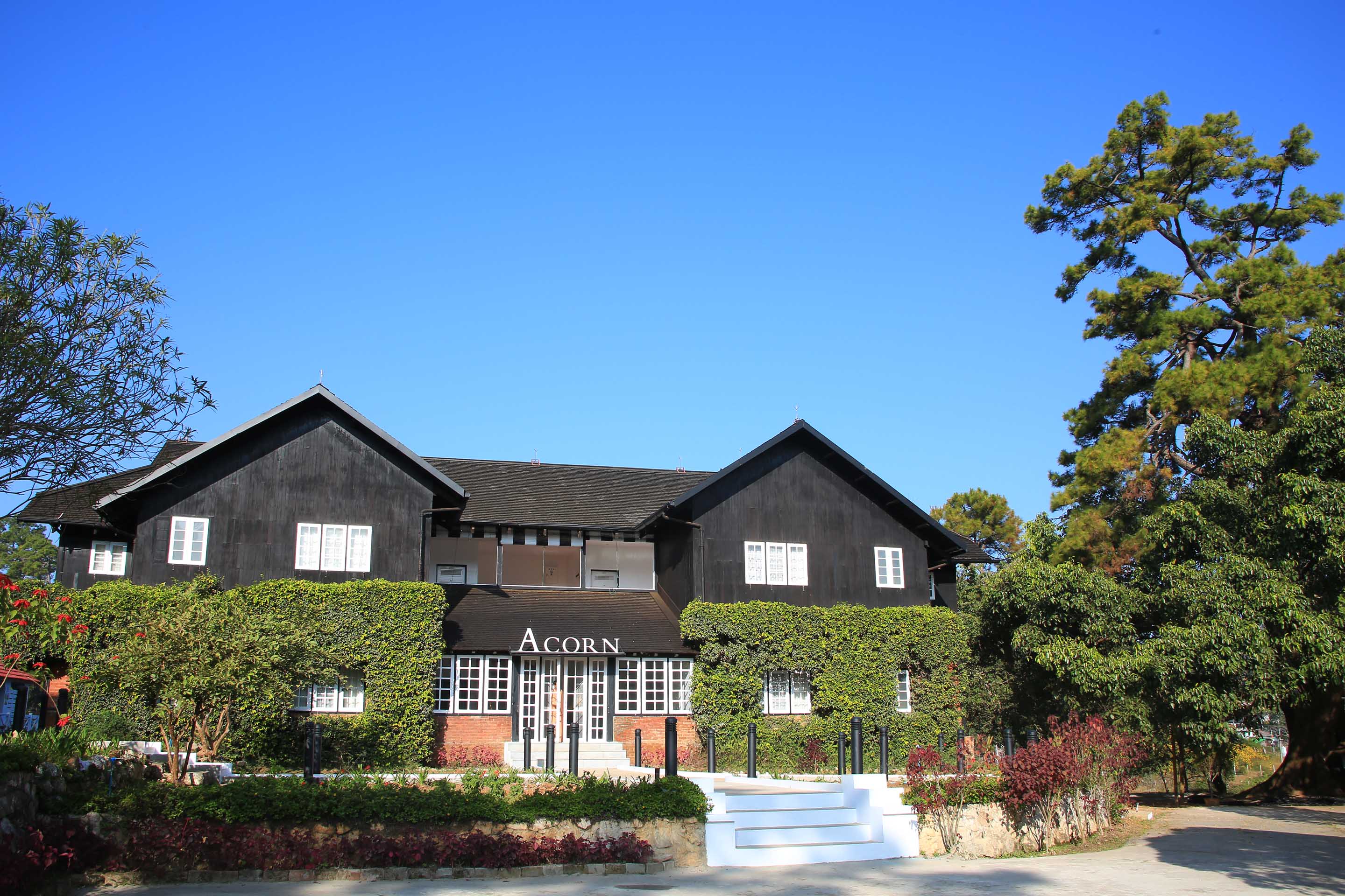 Xl Burma Kalaw Heritage Hotel Acorn Building