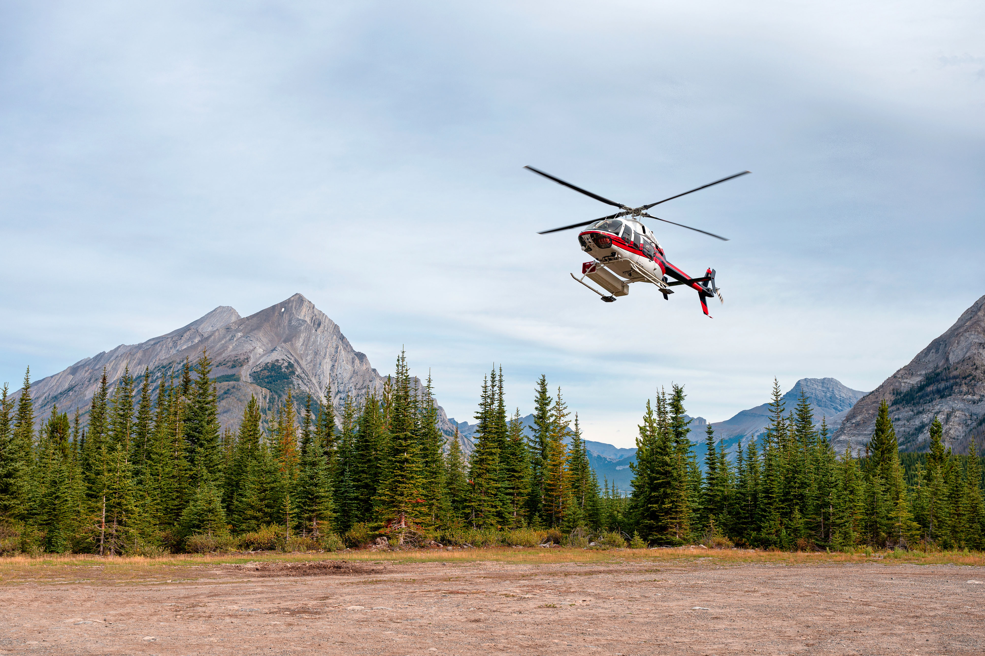 XL Canada Helicopter Landing Banff