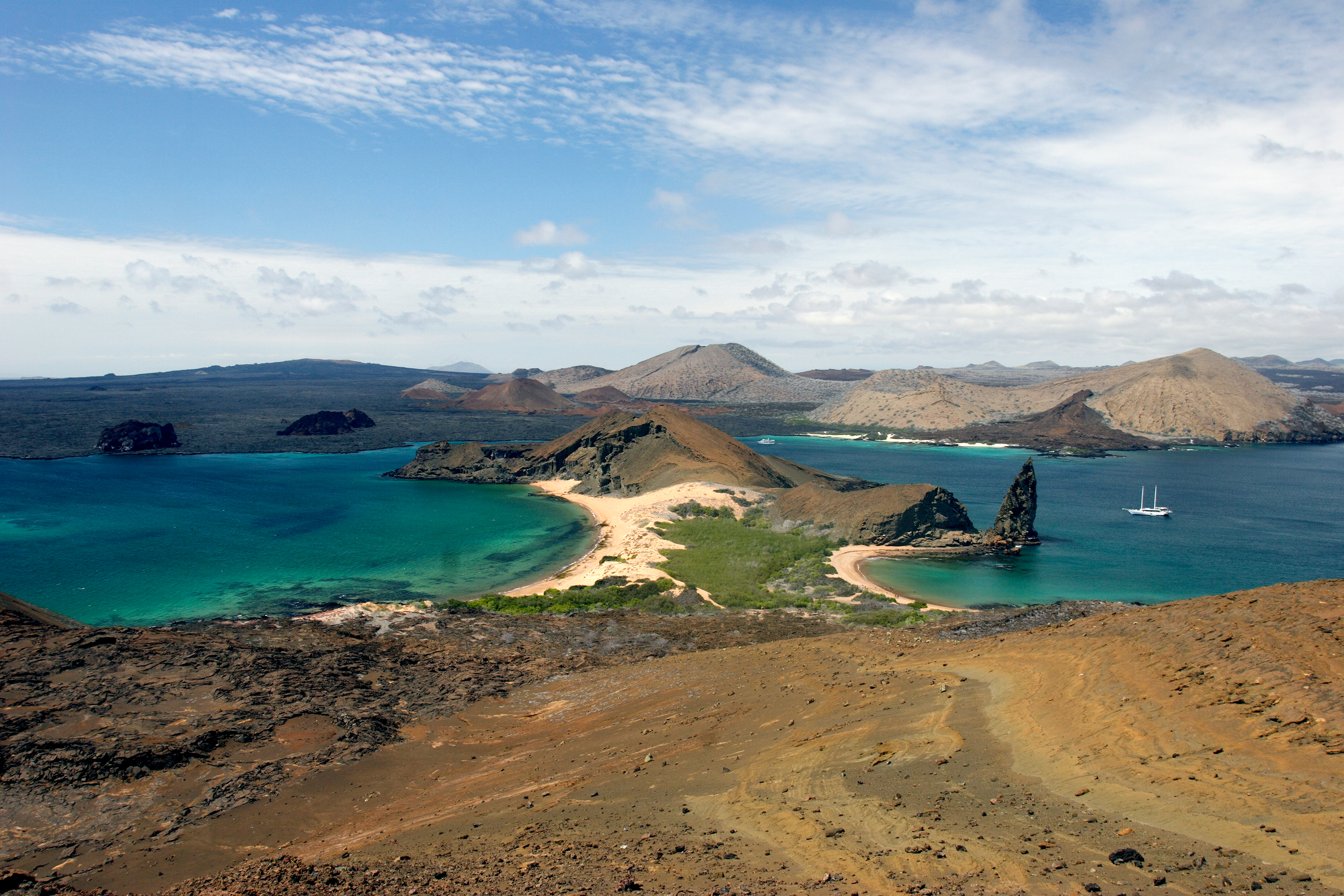 XL Ecuador Galapagos Bartolomeo Island