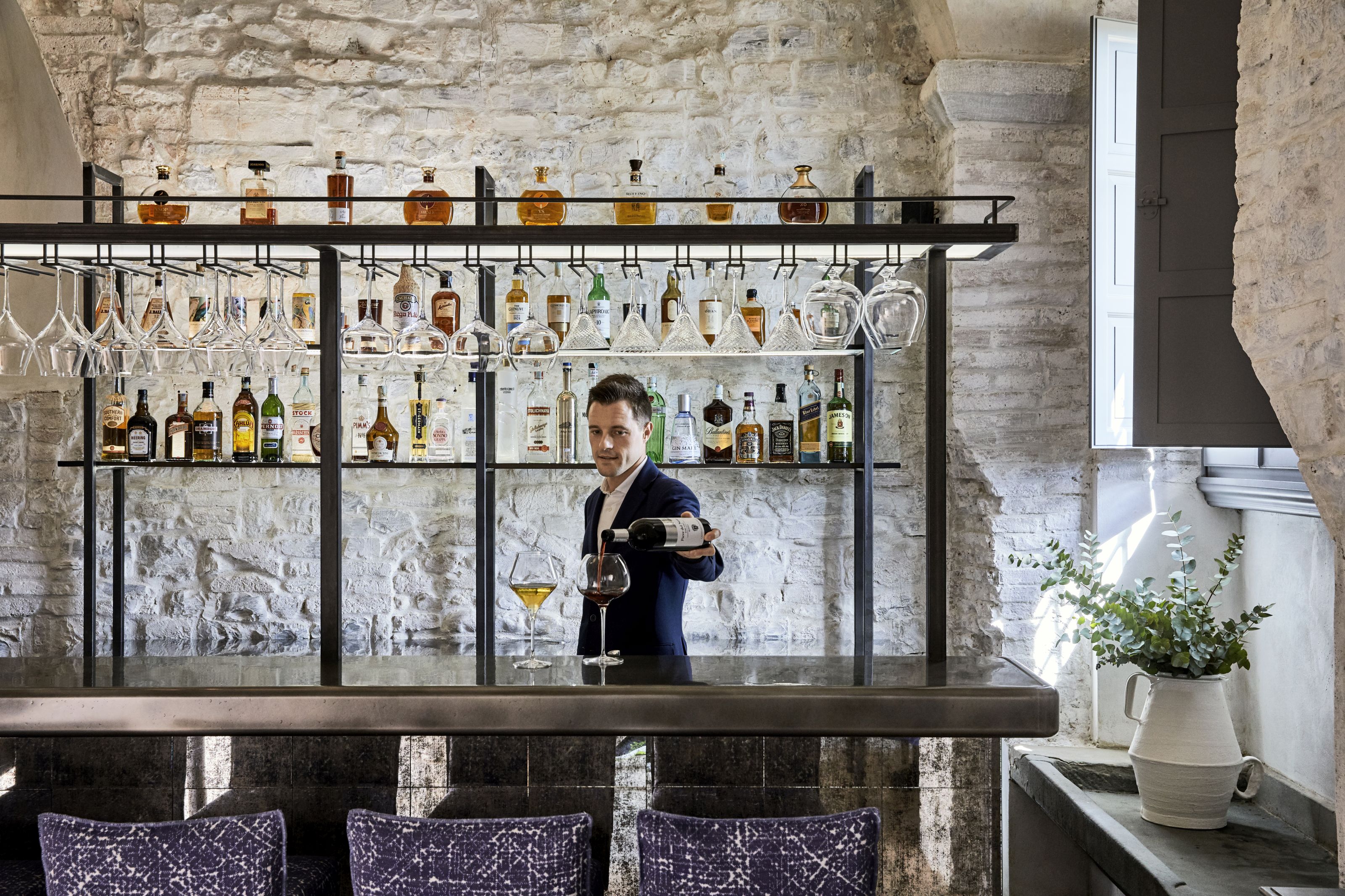 Xl Italy Tuscany Como Castello Del Nero La Taverna Bar