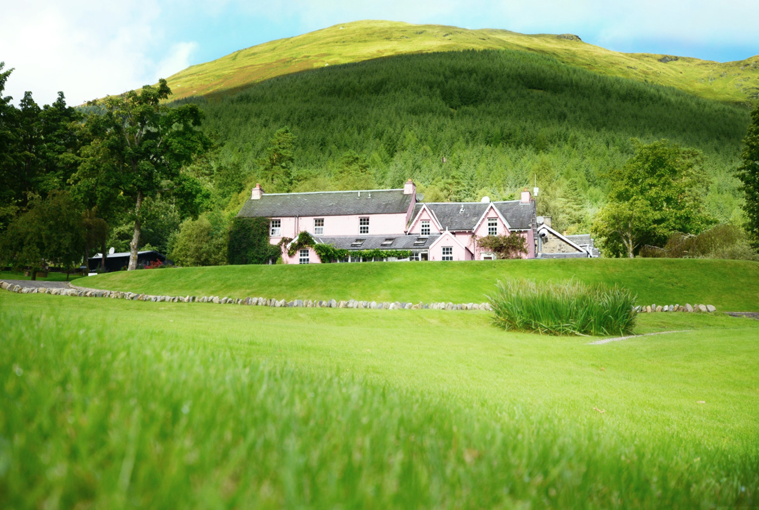 Xl Scotland Balquhidder Monachyle Mhor Hotel Exterior Frog View