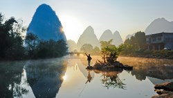 Xl China Guangxi Sunrise Fisherman Mountains
