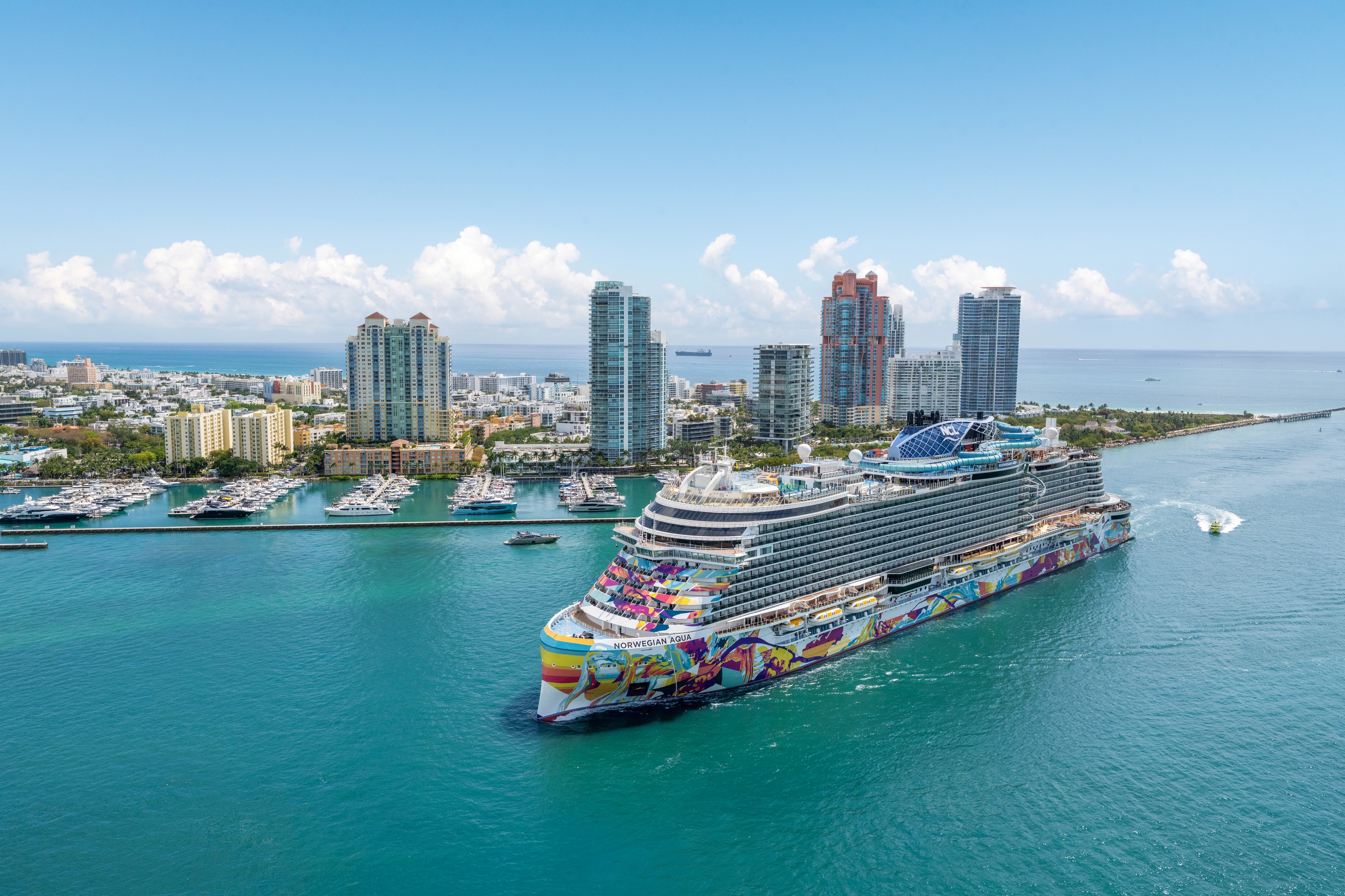 XL Cruise Norwegian Cruise Line Aqua Aerial2