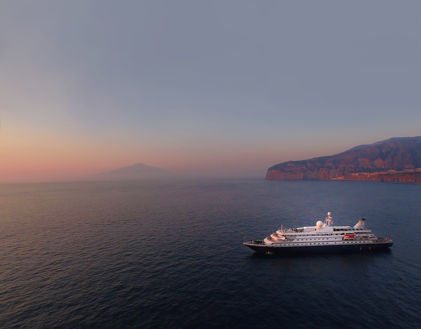 Xl Cruise Seadream Italy Sorrento Ship