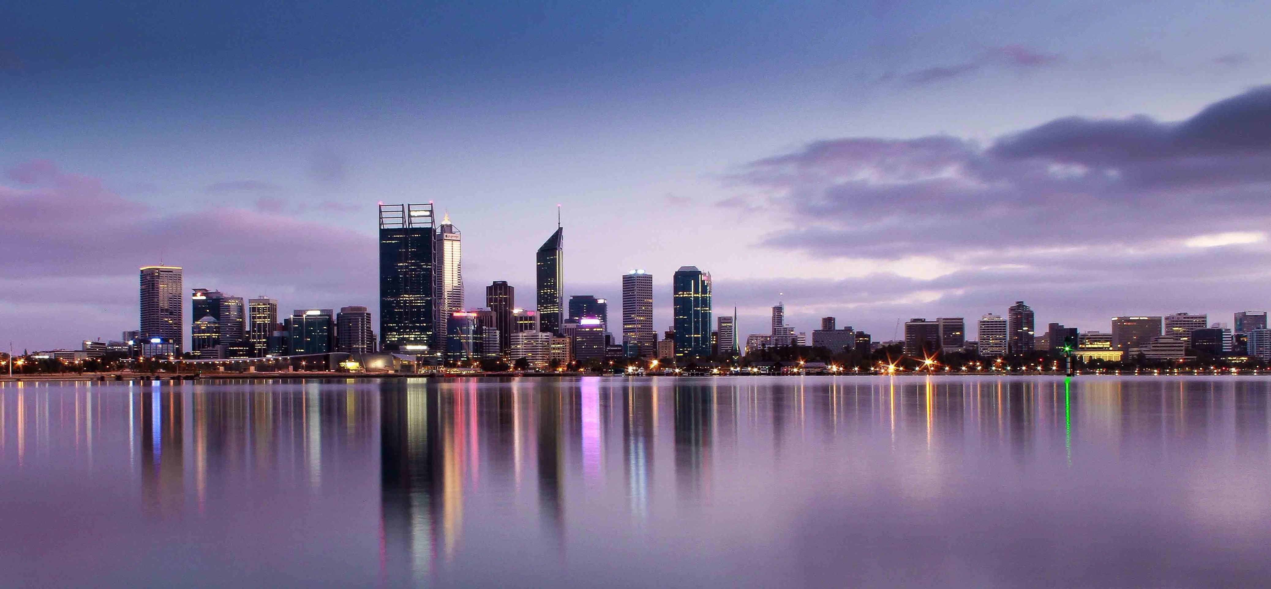 Xl Australia WA Perth Skyline Swan River Evening