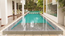 XL Sri Lanka Colombo Colombo Courtyard Pool Area Sunbeds