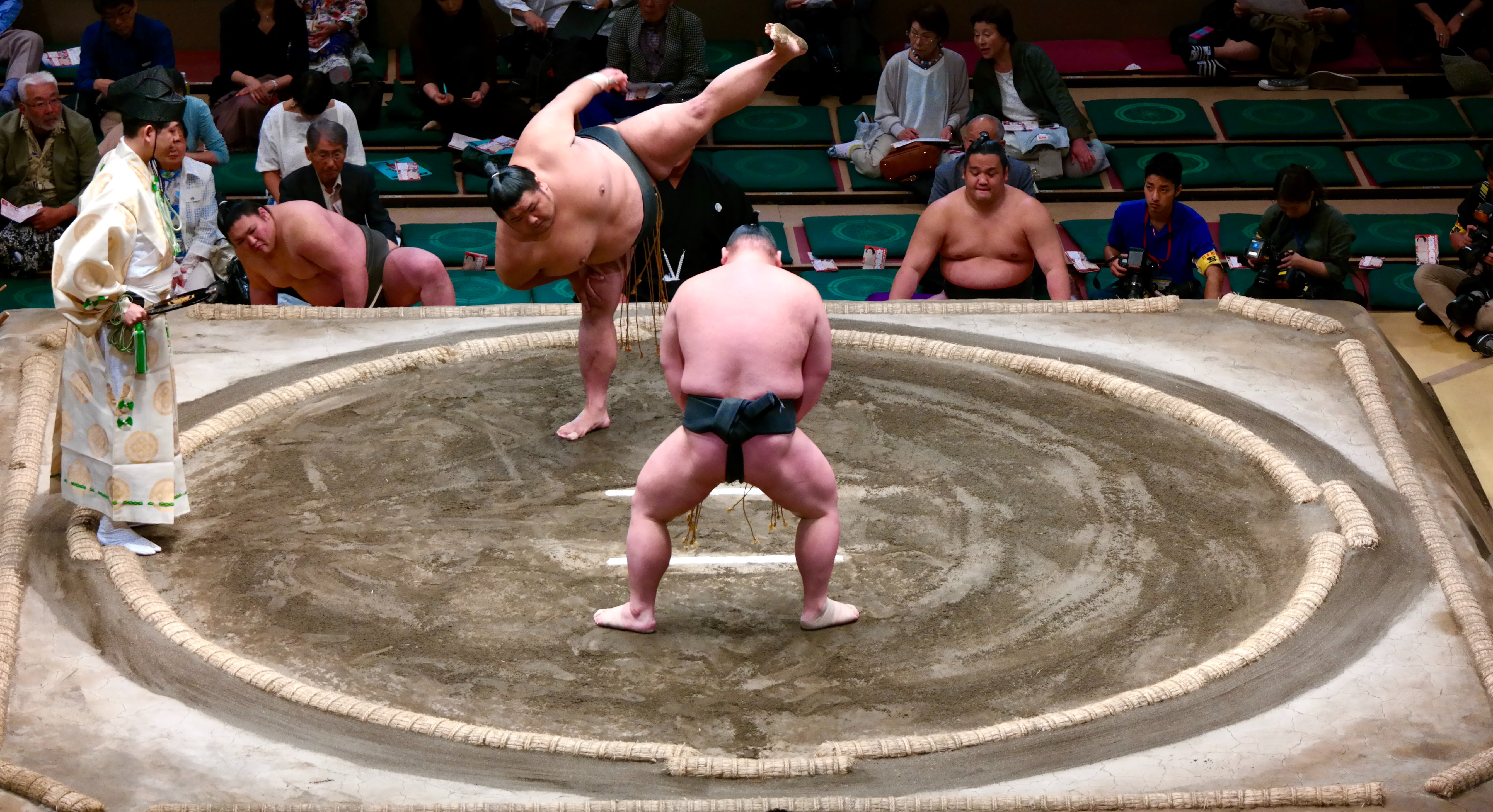 Xl Japan Tokyo Sumo Training Wrestling