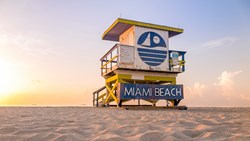 Xl USA Florida Miami South Beach Lifeguard Tower Sunset