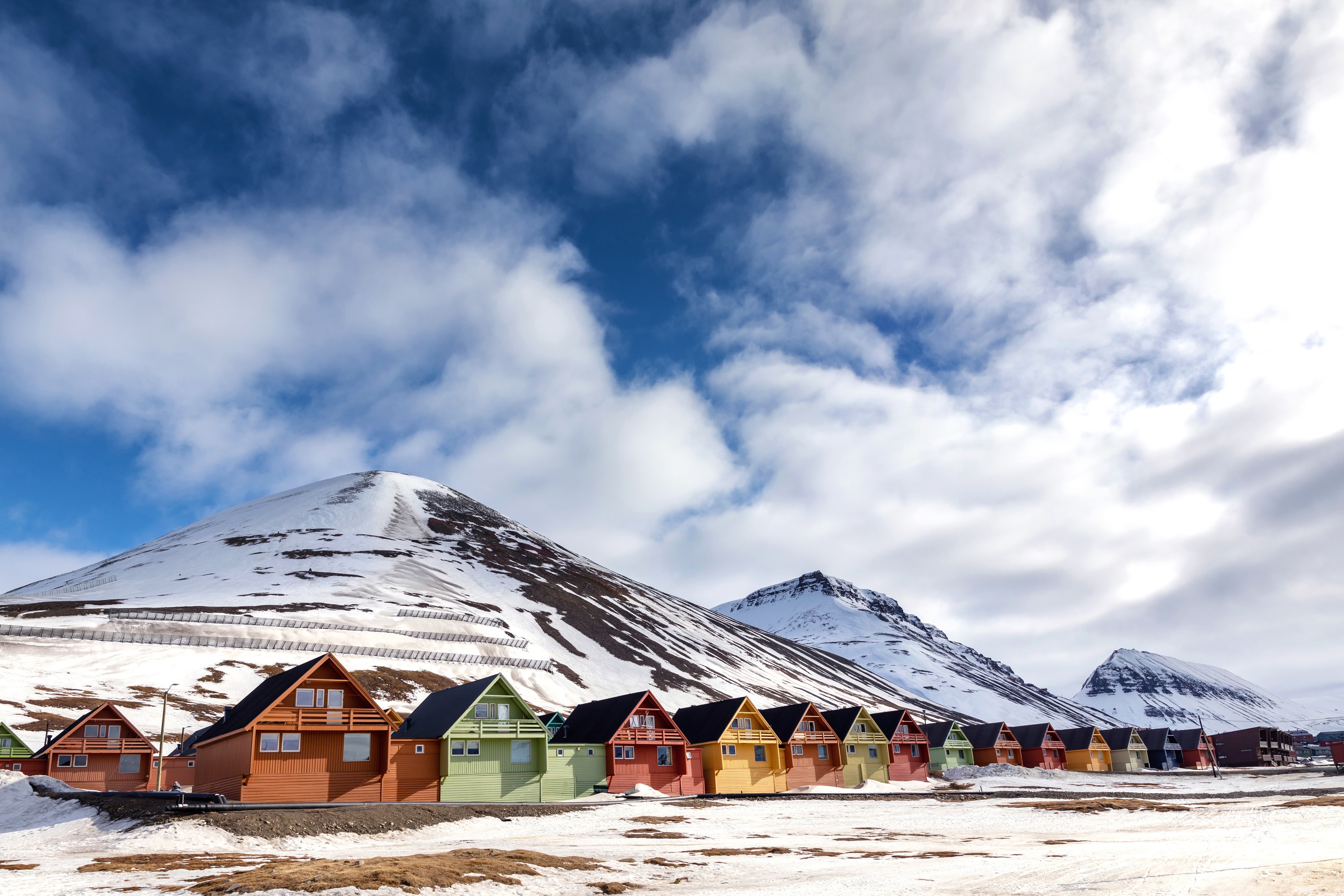XL Svalbard Longyearbyen City (1)