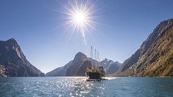 Xl New Zealand Milford Sound Boat Cruise Sailing Real Journeys Mountains