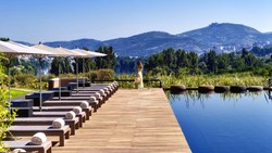 Xl Portugal Hotel Six Senses Douro Valley Areal Swimming Pool With Model