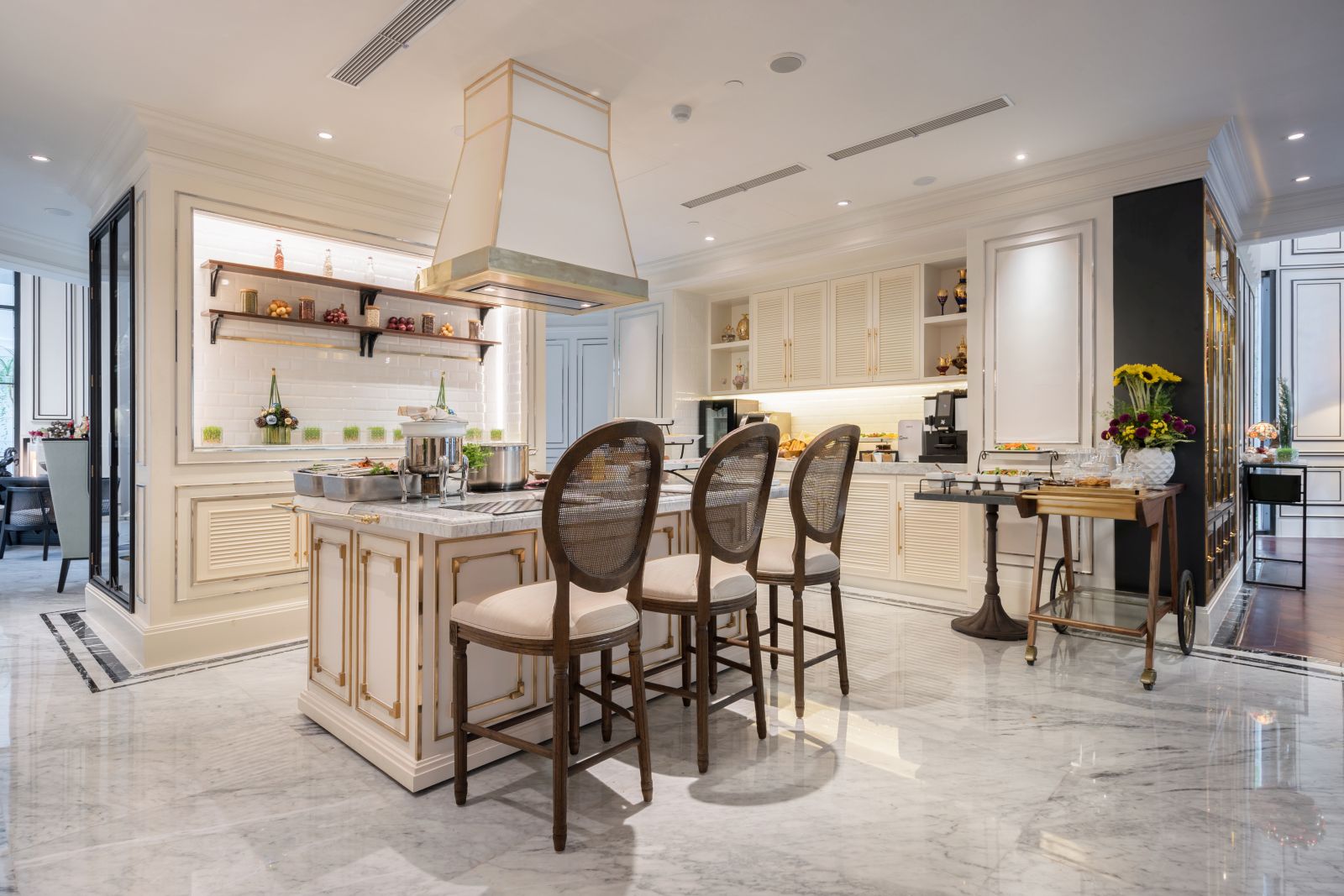 XL Vietnam Saigon Bach Suites Saigon Lounge Bar