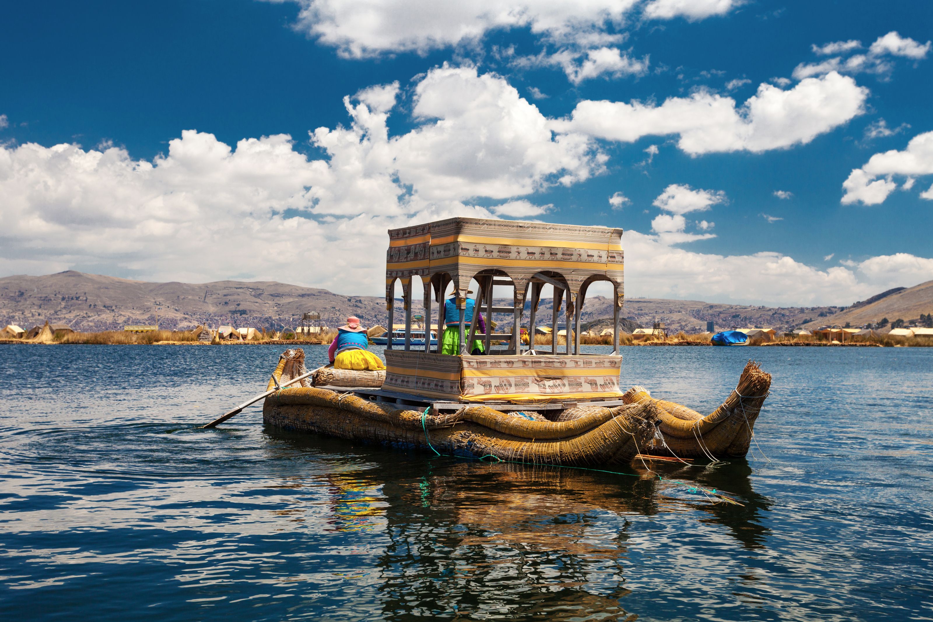 XL Peru Titicaca Lake Traditional Peruvian Boat