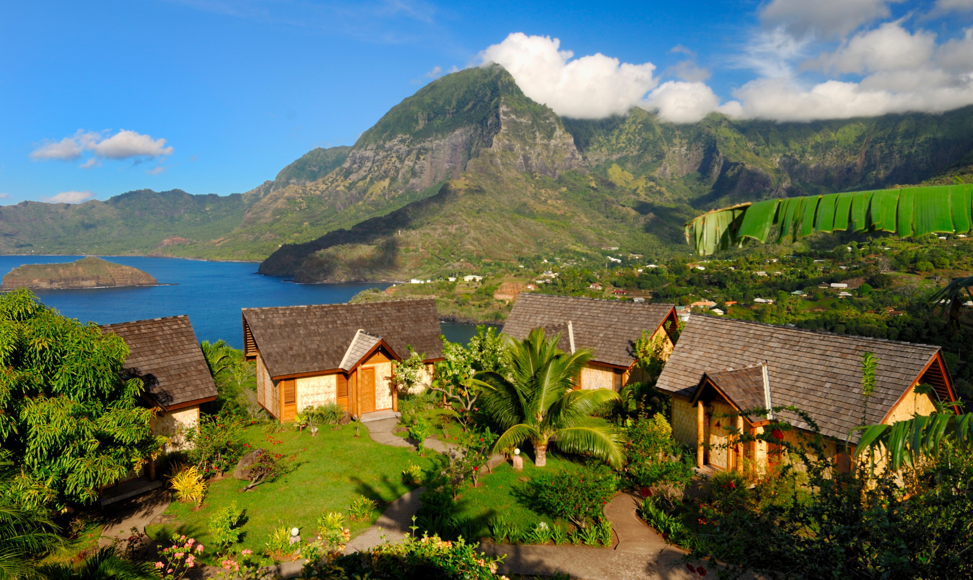 XL French Polynesia Hive Oa Hiva Oa By Hanakee Lodge Overview Landscape